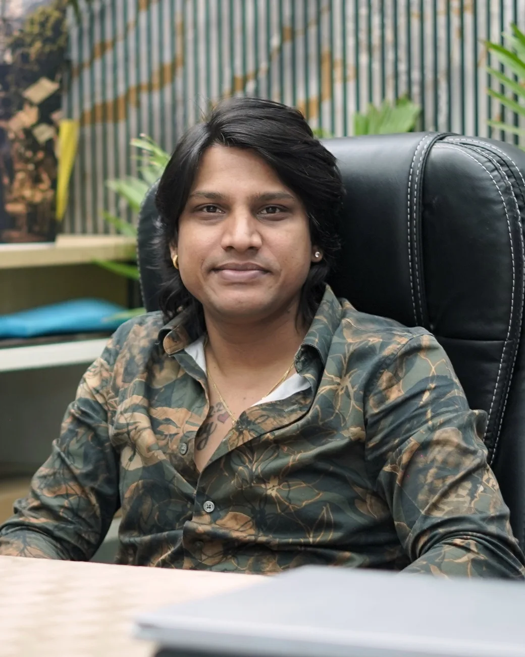 Ashish Soni at the counter of Shri Sai Mobile, Ekta Chowk